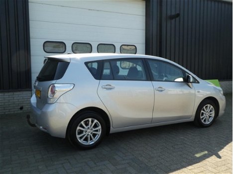 Toyota Verso - 1.8 VVT-i Business AUTOMAAT, AFNEEMBARE TREKHAAK, PANORAMADAK, AIRCO - 1