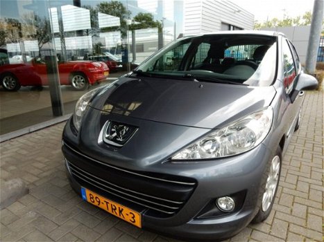 Peugeot 207 - XS 1.6 VTI - 1