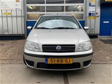 Fiat Punto - 1.4 16V Young Airco Splinternieuw