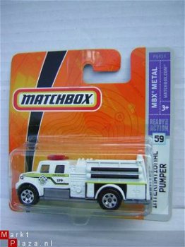 DSCN12394 Matchbox SF no. 59 International Pumper Fire Truck - 1