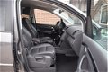 Volkswagen Touran - 1.6 TDI 105pk H6 Highline Leder Navigatie Ecc Pdc - 1 - Thumbnail