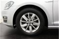 Volkswagen Golf - 1.0 TSI 116PK Edition 5Drs Airco LMV Elektr ramen - 1 - Thumbnail