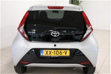 Toyota Aygo - 1.0 VVT-i X-Joy, direct leverbaar, Carplay, DEMO