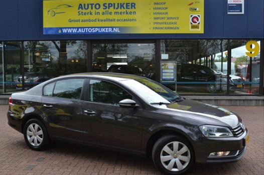 Volkswagen Passat - 1.6 TDI Trendline BlueMotion ECC/ EL.RAMEN/ LMV/ CV/ TREKHAAK/ ETC - 1