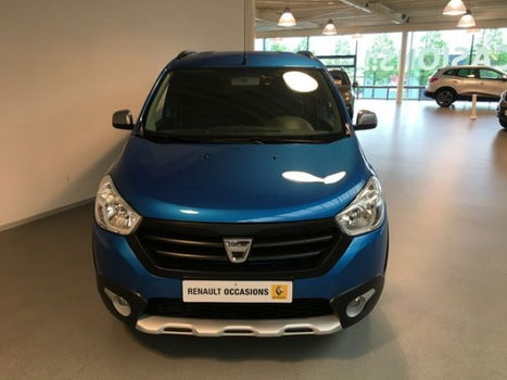 Dacia Lodgy - 1.2 TCe 116PK Stepway 5p. ACHTERUITRIJCAMERA | NAVI | CRUISE CONTROL | AIRCO | AFNEEMB - 1