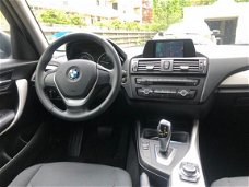 BMW 1-serie - 116i Automaat Navigatie Dealer onderhouden