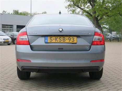 Skoda Octavia - 1.2 TSI Greentech Ambition Businessline Navi/ECC - 1