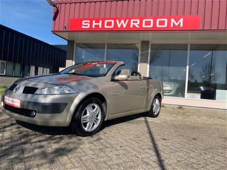 Renault Mégane coupé cabriolet - 2.0-16V Privilège Luxe NAP, airco en boekjes aanwezig - 1