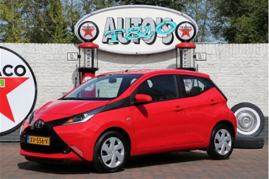 Toyota Aygo - 1.0 VVT-i x-play - 1