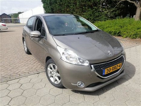 Peugeot 208 - 1.4 e-HDi Blue Lease 1.4 e-HDI- Automaat + F1 flipper- actuator defect - 1