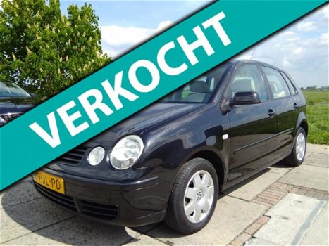 Volkswagen Polo - 1.4-16V Highline - 1