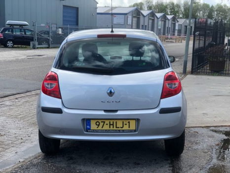 Renault Clio - 1.2-16V Expression - 1