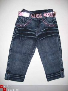 capri jeans in mt 134/140 kleur roze