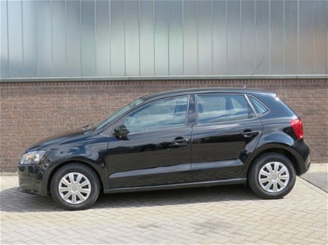 Volkswagen Polo - 1.2-12V Trendline 5drs AIRCO / STOELVERWARMING - 1