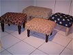 Footstool 37x45cm - l.bruin giraf - 550 wit. NIEUW !!!! - 2 - Thumbnail