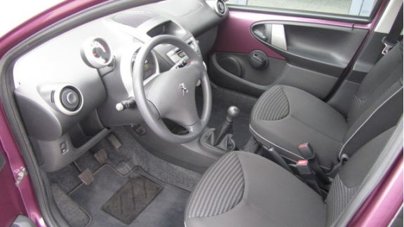 Peugeot 107 - 1.0 Active - 1