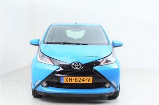 Toyota Aygo - 1.0 VVT-i X-nav Airco/Navigatie - 1