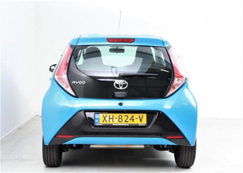 Toyota Aygo - 1.0 VVT-i X-nav Airco/Navigatie - 1