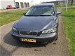 Volvo V70 - 2.4 D5 Geartronic /AUTOMAAT/AIRCO/YOUNG TIMER - 1 - Thumbnail