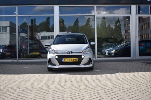 Hyundai i10 - 1.0i Go Met Navigatie - 1