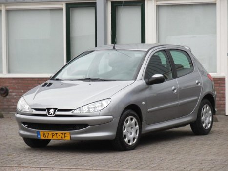 Peugeot 206 - 1.4 Air-line 1e Eigenaar/5DRS/APK/AiRCO/NAP/SUPER NETTE - 1