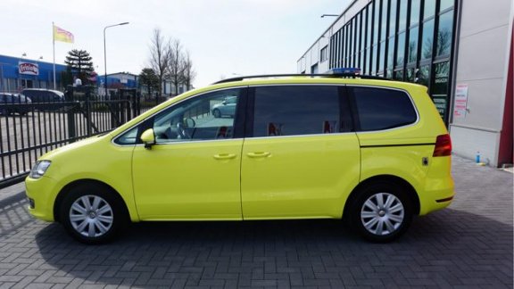 Volkswagen Sharan - Stationwagen First Responder Car - 1