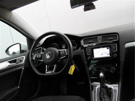 Volkswagen Golf - VII 2.0 TDI 150PK DSG Highline / R-line - 1