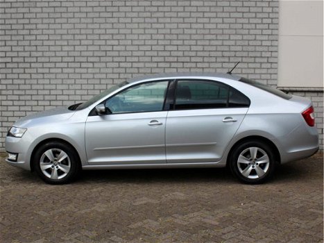 Skoda Rapid - 1.2 TSI Style Clima FM-Navi Stoelverw - 1