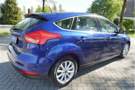 Ford Focus - 1.0 125pk Titanium Navi Autom inparkeren - 1