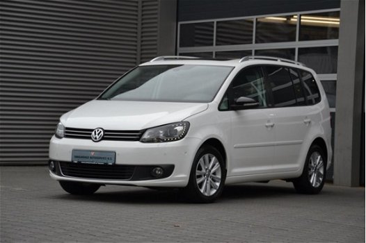 Volkswagen Touran - 1.4 TSI Highline 7p. BOVAG, GARANTIE, NAVI, DSG, PANORAMA-DAK, CLIMA, PDC, XENON - 1