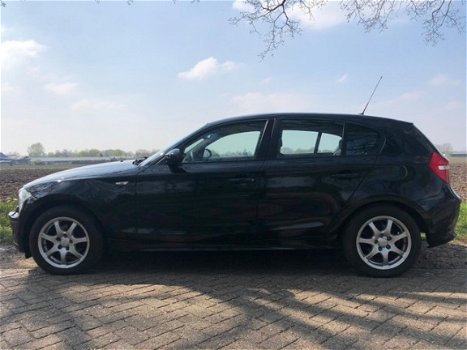 BMW 1-serie - 116d Corporate / 5 drs 2009 - 1