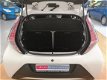 Toyota Aygo - 1.0, CRUISE, BLUETOOTH, LEDER MULTIFUNCTIONEEL STUUR etc - 1 - Thumbnail