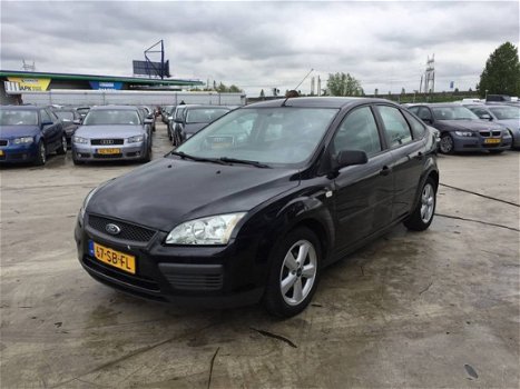 Ford Focus - 1.6-16V Trend - 1