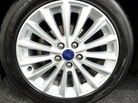 Ford Focus - 1.0 Titanium 125PK | Voorruitverwarming | Climate | Cruise | Parkeersensoren | Lm velge - 1