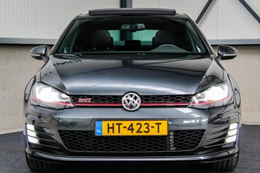 Volkswagen Golf - 2.0 TSI GTI Performance ✅230pk DSG automaat 1e Eig|NL|DLR|Xenon|Panoramadak|DynAud - 1