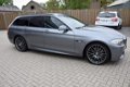 BMW 5-serie Touring - 528i Executive Orginieel M uitgevoerd | Airco | Navi | - 1 - Thumbnail