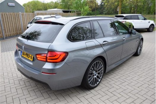 BMW 5-serie Touring - 528i Executive Orginieel M uitgevoerd | Airco | Navi | - 1