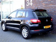 Volkswagen Tiguan - 2.0 TDI 4MOTION ECC/NAVIGATIE/LM VELGEN/PDC/CRUISE/CD/CV+AB