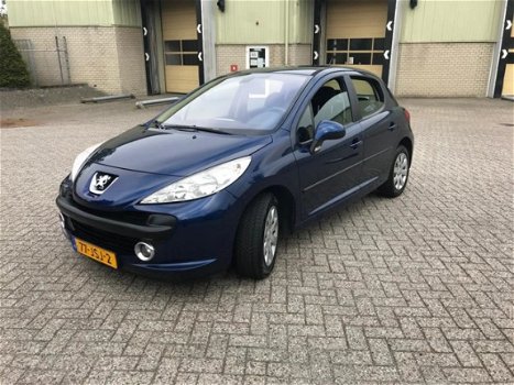 Peugeot 207 - 1.4 VTi XR - 1