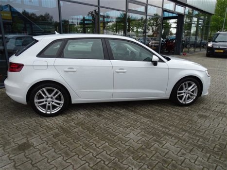 Audi A3 Sportback - 1.4 TFSI CoD Ambition Pro Line Navi (dec 2015) - 1