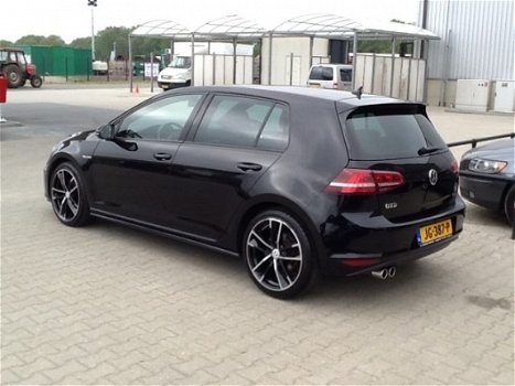 Volkswagen Golf - GTD, DSG met flippers, Navi, Panoramadak, 18inch - 1