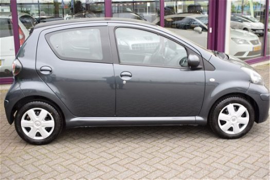 Toyota Aygo - 1.0-12V Dynamic Blue - 1