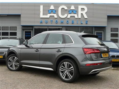 Audi Q5 - 2.0 TDI quattro Sport S Line Black Edition Full Screen Navi / Adaptive Cruise / Park Camer - 1