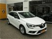 Renault Mégane Estate - IV TCe 100 Limited - 1 - Thumbnail