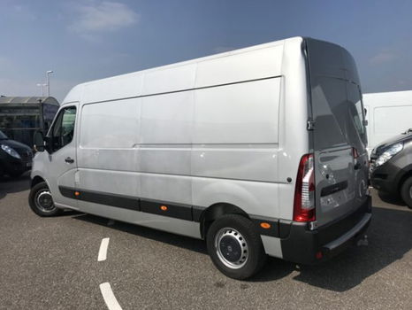 Renault Master - T35 2.3 dCi L3H2 125 pk 109.564 km - 1