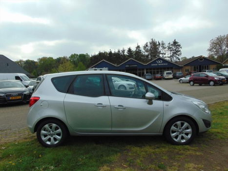 Opel Meriva - 1.4 TURBO Cosmo Navi/Parks - 1