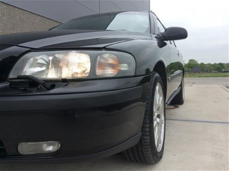 Volvo V70 - 2.5 TURBO AWD LEER NAP AUT - 1