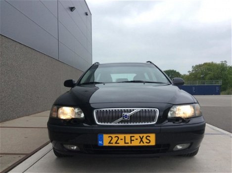 Volvo V70 - 2.5 TURBO AWD LEER NAP AUT - 1