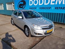 Opel Astra - 1.6 Temptation met nieuwe apk