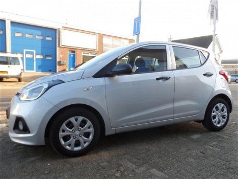 Hyundai i10 - 1.0i i-Motion *Airco*USB*AUX - 1